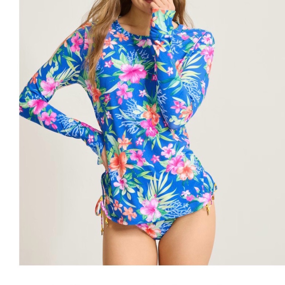 Tommy Bahama Isola Vita Floral Rash Guard
